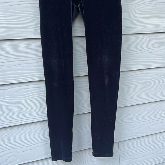 Spanx Women's High Waisted Black Pull On Velvet Slimming Leggings size Small - Picture 4 of 10